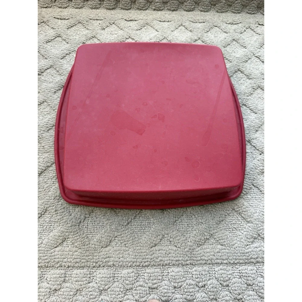 KITCHENAID RED SILICONE SQUARE CAKE PAN Non-Stick